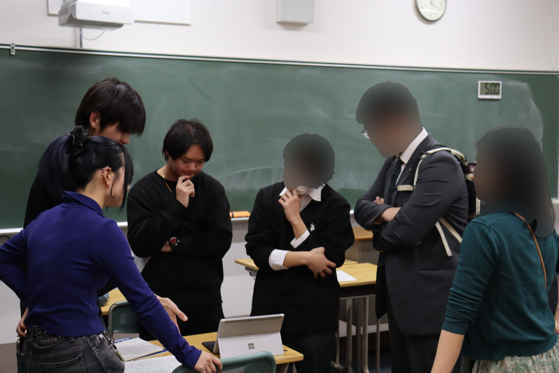 ［高大連携］学生が「総合的な探究の時間」授業をサポート